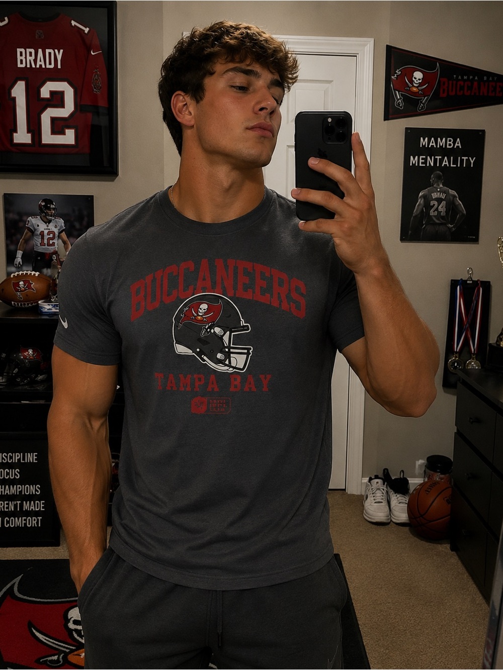 Nike Buccaneers T-Shirt